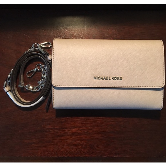 NWT Michael Kors 3 in 1 Jet Set Travel Crossbody - Picture 2 of 7